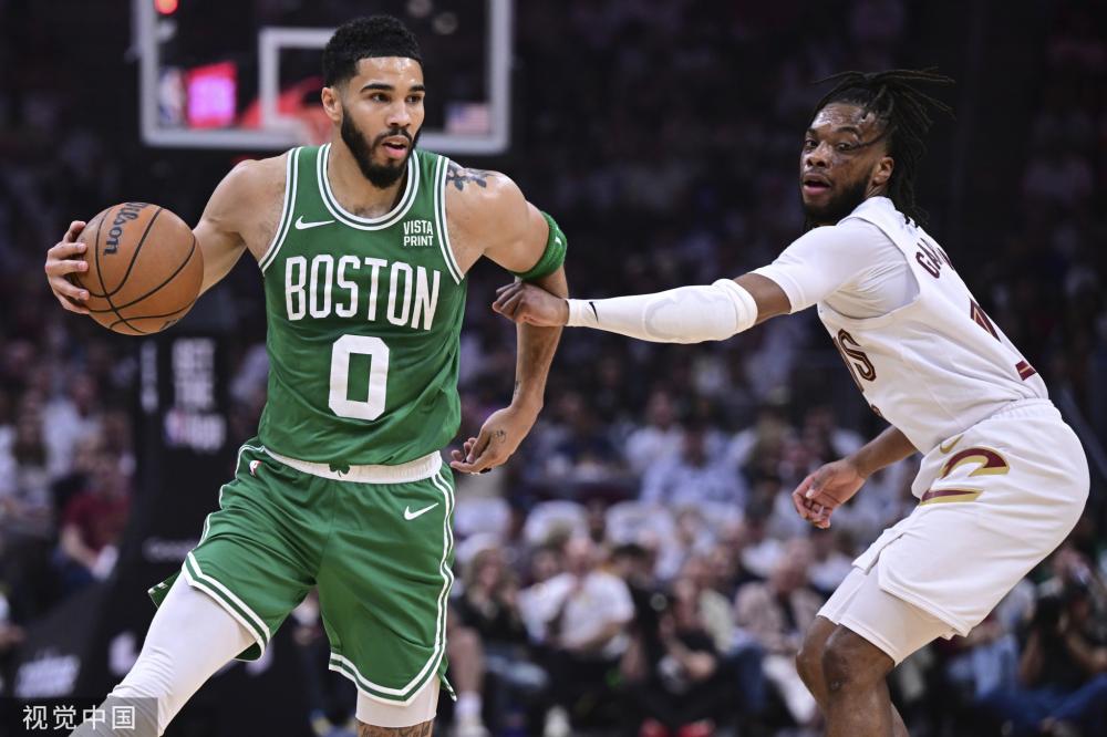 受全球球迷 受全球球迷