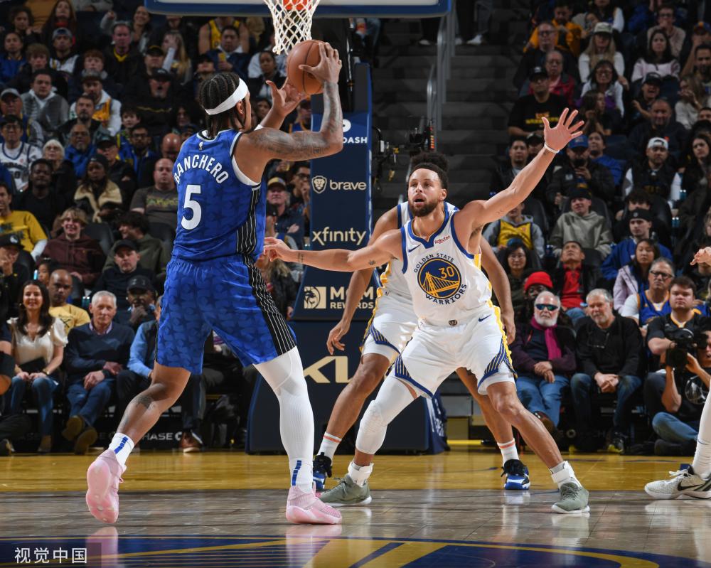 打乱了雄鹿 打乱了雄鹿